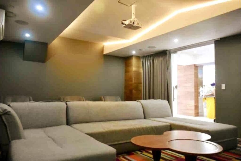 Your Exclusive In The - Amenities & Services For Free!! Appartamento